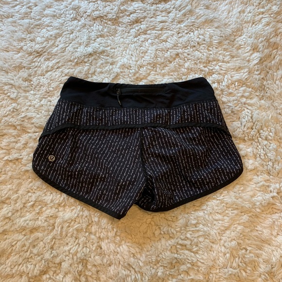 Lululemon speed up short - Picture 2 of 2